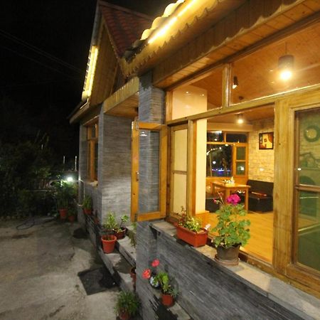 Holiday Hill Mountain View With Balcony แมคลอยด์กันจ์ ภายนอก รูปภาพ